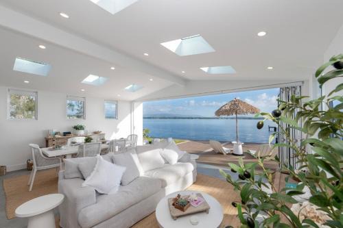 Bonnells Bay House | Coast at Bonnells