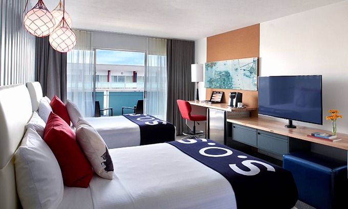 Fisherman's Wharf Hotel | Coastal 2 Unit Comfort w/Firepits & Bay Glimpses | Steps from the Wharf!