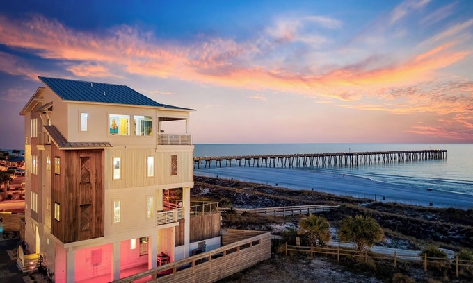 Panama City Beach House | Coastal Calm/Panama City Beachfront Balcony