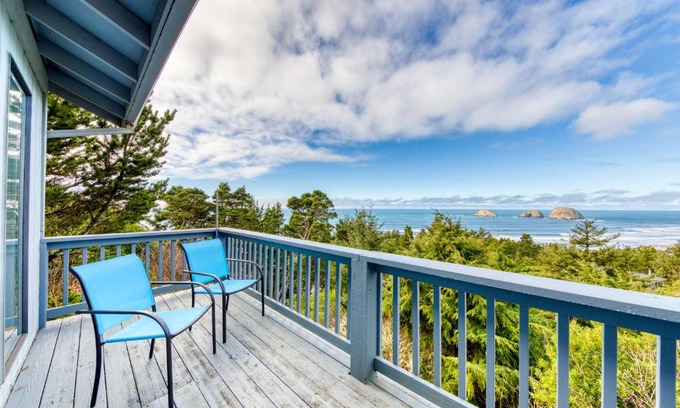 Oceanside House | Coastal Comfort
