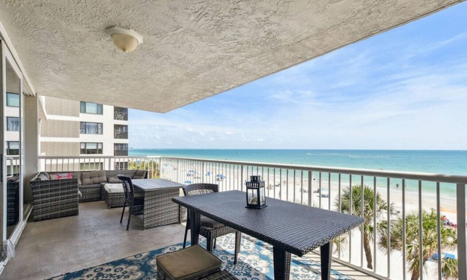 Madeira Beach Condo | Coastal Cottage Vibe | 3BR Seaview 302 | Steps to the Beach