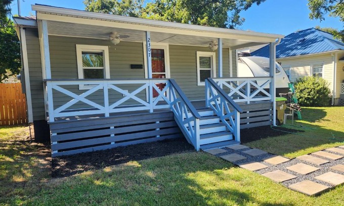 Morehead City House | Coastal Getaway
