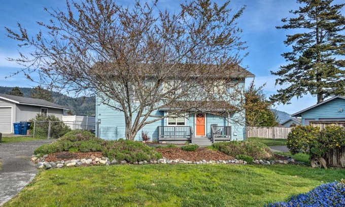 Brookings House | Coastal Haven Getaway about 1 Mi to Mill Beach!
