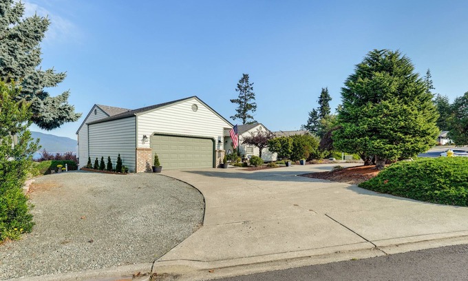Anacortes House | Coastal Haven w/ Hot Tub & San Juan Island Views