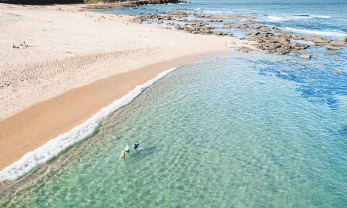 Forresters Beach House | Coastal home just a stroll to the beach with room for the whole family