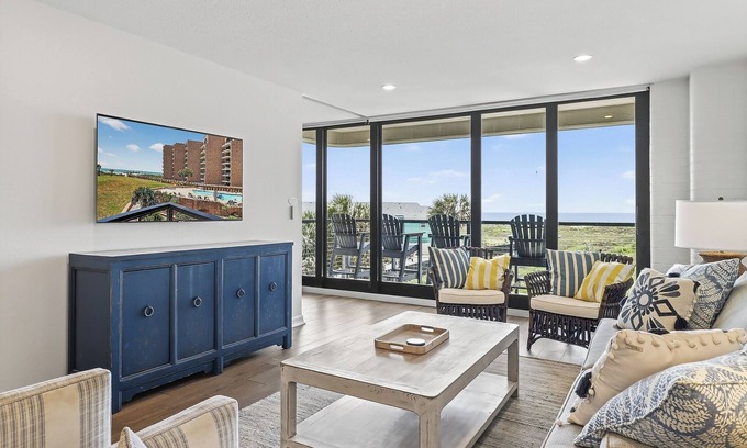Port Aransas Condo | Coastal Luxury in this Beautifully Remodeled Gulf Front Condo