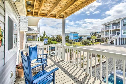 Holden Beach House | Coastal Oasis with Decks Walk to Holden Beach!