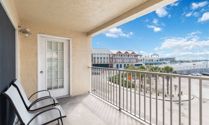 Madeira Beach Condo | Coastal Property - Johns Pass Beach Place #201