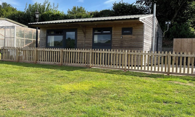 Torquay Apartment | Coastal retreat Converted Stables, , close to Maidencombe beach & pubs.