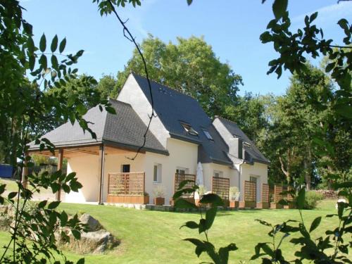 Plurien House | Coastal Retreat in Plurien