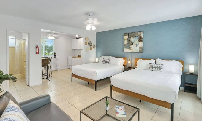 Hollywood Apartment | Coastal Retreat ONLY 1 block from the beach