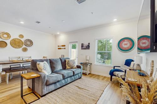Orange Beach House | Coastal Sands and Sounds