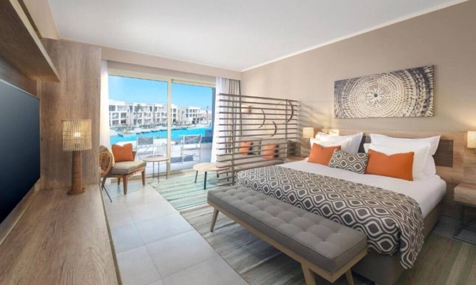 Soma Bay House | Coastal Soma Bay Stay | Pool-View Room, Spa, Tennis & Beach Fun