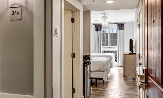 Sandestin Condo | Coastal Studio Retreat at Baytowne Wharf - Your Gateway to Sandestin Bliss at Sandestin Golf and Beach Resort!