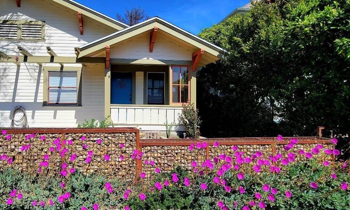 Ventura Cottage | Coastal Ventura Charmer #2