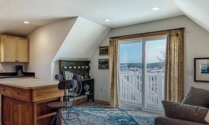 Winter Harbor Apartment | Coastal View 1 Bedroom Apartment with Private Balcony in Winter Harbor, Maine