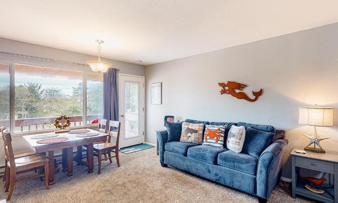Neskowin Apartment | Coastal Vista
