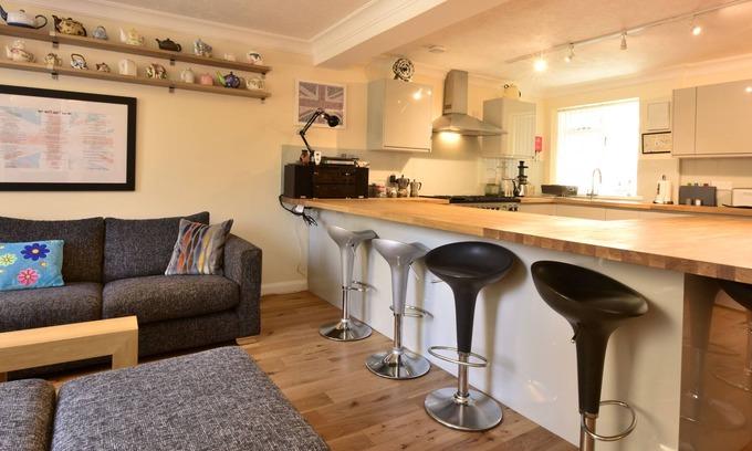 Margate Old Town Cottage | Cobb Court - Retreat in the heart of the Old Town