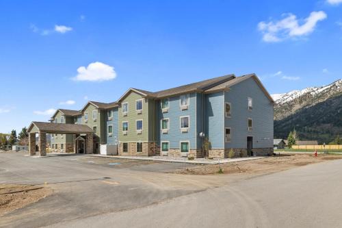 Alpine Hotel | Cobblestone Hotel & Suites - Alpine