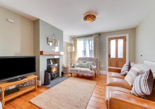 Kessingland House | Cockleshell Cottage