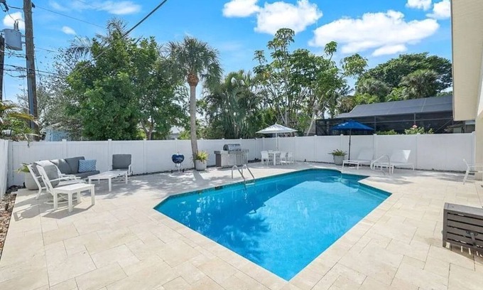 Naples Park House | Coco Cobana - Private Pool near Beach & Dining