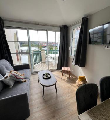 Bourgenay Apartment | Coco studio 2 adultes et 2 enfants avec terrasse vue sur le Lac et accès parc aquatique gratuit