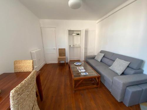 Le Pouliguen Apartment | Cocon Appartement Hyper-centre proche plage et marché - 2 chambres