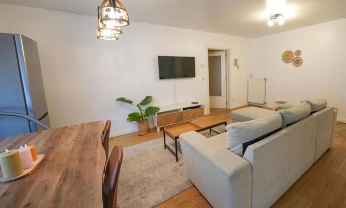 Jette Apartment | Cocon tout chaud - Pour couple avec ou sans bébé