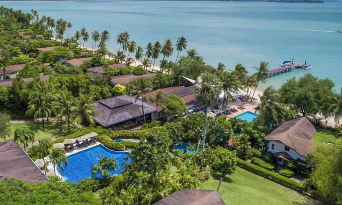 Maprao Island Villa | Coconut Island Tropical Jacuzzi Suite