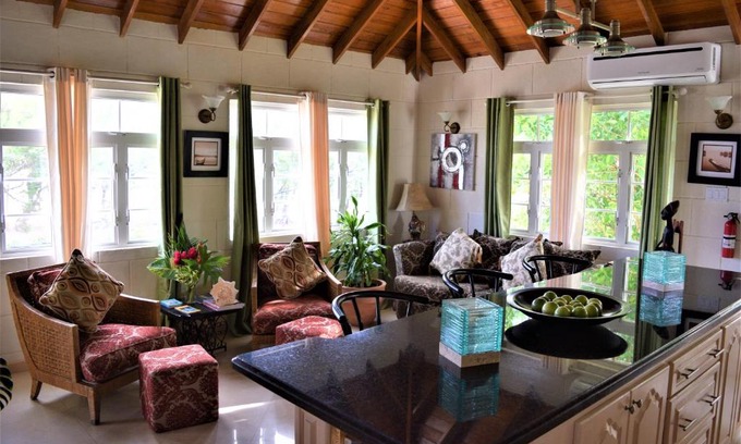 Silver Sands House | Coconut Walk Beach Apartment