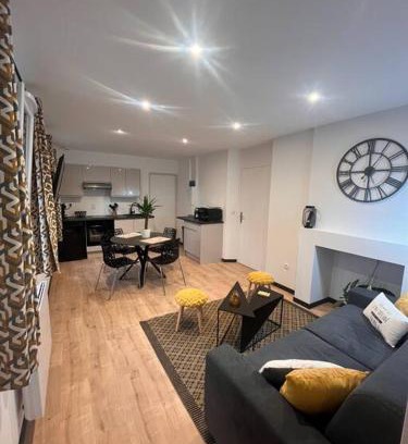 Avranches Apartment | Coin de paradis avec spa illimité en plein centre Avranches