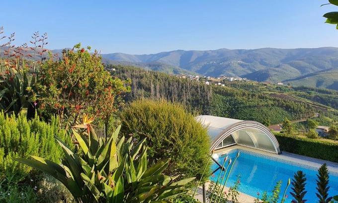 Moitas Villa | Coja Mountain Perch