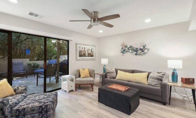 Hilton Head Island Villa | Coligny Beach Getaway~ Private Courtyards