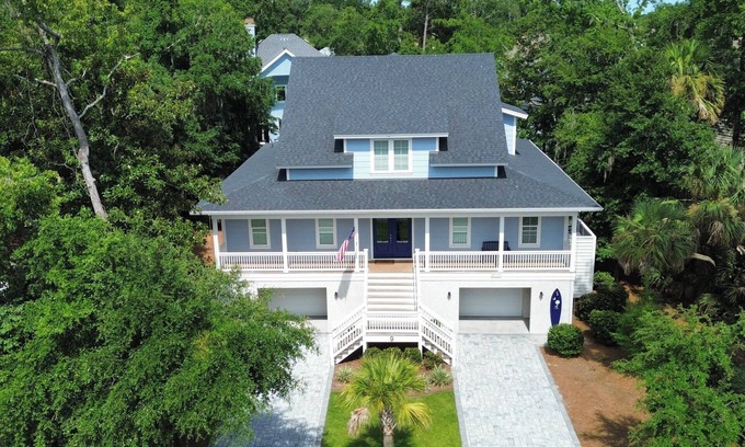 North Forest Beach House | Coligny/Beach! Pool, Hot Tub/Sleeps 18