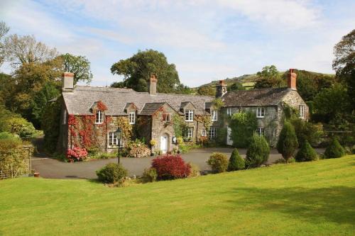 Okehampton House | Collaven Manor