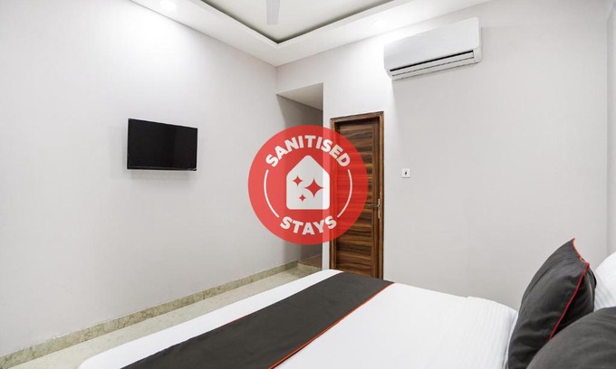 Faridabad Hotel | Collection O 75260 Hotel Howdy
