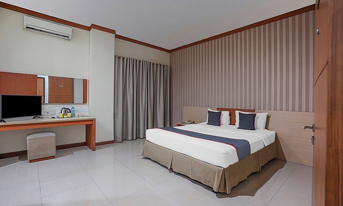 Sidoarjo Hotel | Collection O 90724 Hotel Sinar Sidoarjo