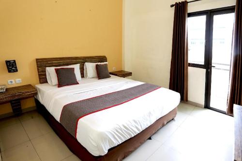 Gambir Hotel | Collection O 92130 Hotel Fiducia Kaji