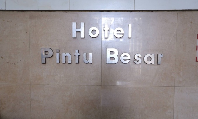 Chinatown Hotel | Collection O 92739 Hotel Pintu Besar