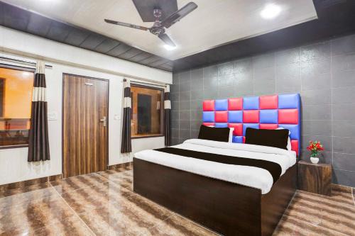 Ludhiana Hotel | Collection O Haibowal Chowk