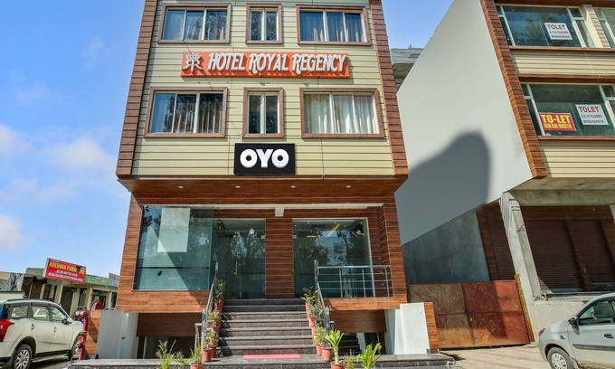 Zirakpur Hotel | Collection O Hotel Royal Regency