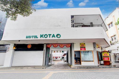 Banjarsari Hotel | Collection O Jalan Slamet Riyadi Near Kampung Batik Kauman Formerly Hotel Grand Kota