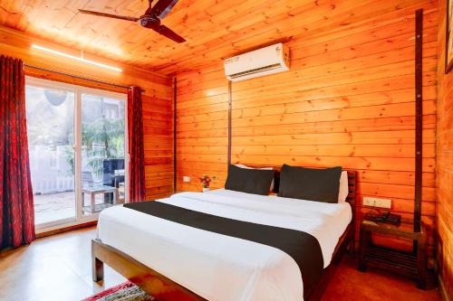 Assonora Hotel | Collection O Morjim Beach