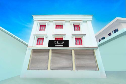 Kaloor Hotel | Collection O SRM Road Kochi
