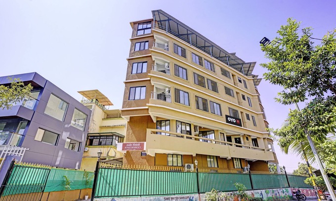 Belapur Hotel | Collection O Sunset Residency