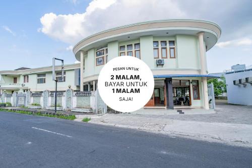 Tasikmalaya Hotel | Collection O Tasikmalaya Near Stadium Wiradadaha Formerly Hotel Abadi