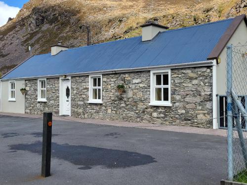 Ardnatrush House | Colleen Bawn Cottage Gap Of Dunloe Kerry