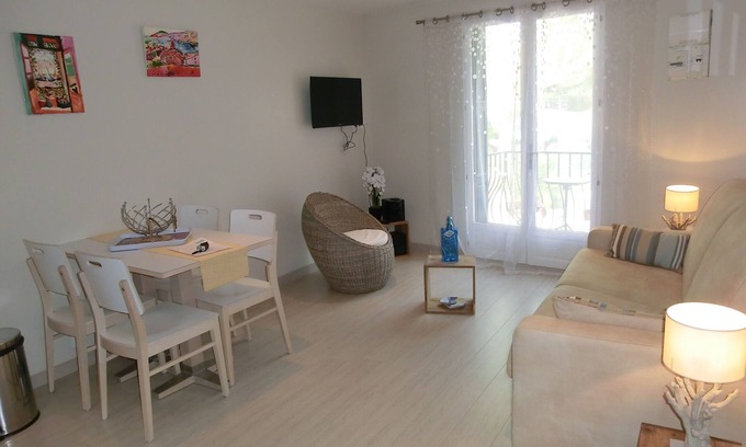 Collioure Apartment | Collioure 1min BEACH, 5Min Center, PARKING,1st floor