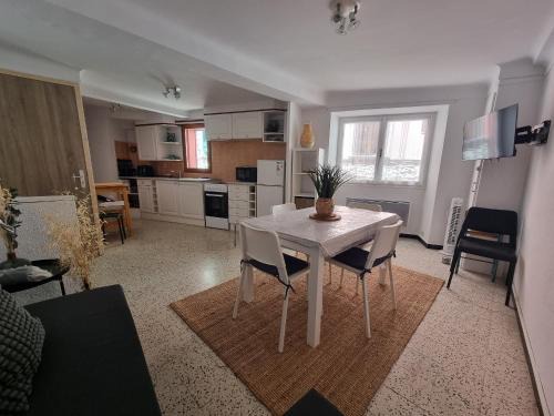 Collioure House | Collioure - Appartement T2 4 personnes au cœur du village - FR-1-309-528