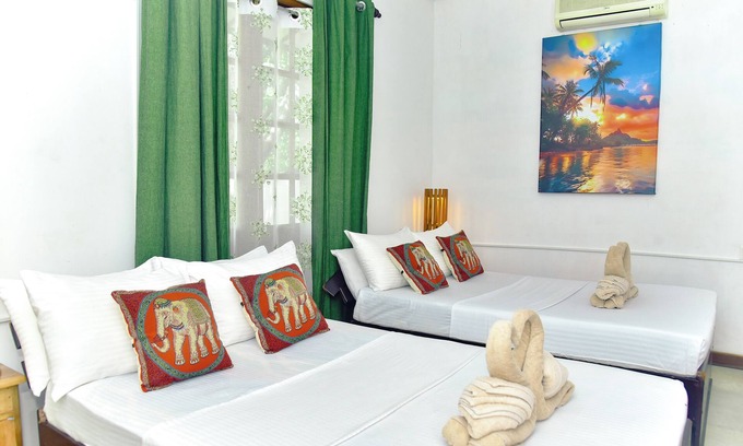 Inamaluwa Villa | Colonial 4-Bedroom Villa with Swimming Pool, A/C & WiFi Near Sigiriya Rock